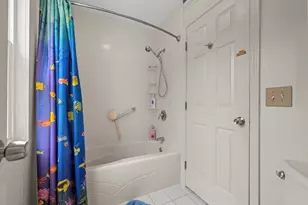 565 Quaker Ln, West Warwick, RI 02893 - Photo 24