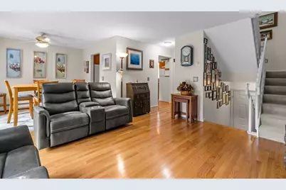 565 Quaker Lane #48, West Warwick, RI 02893 - Photo 8