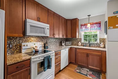 565 Quaker Lane #48, West Warwick, RI 02893 - Photo 16