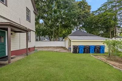 13 Chestnut Street, Cranston, RI 02910 - Photo 42