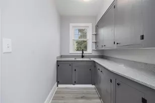 13 Chestnut St, Cranston, RI 02910 - Photo 10