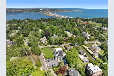 1 Red Cross Avenue #10, Newport, RI 02840 - Photo 10