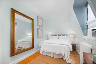 1 Red Cross Avenue #10, Newport, RI 02840 - Photo 16