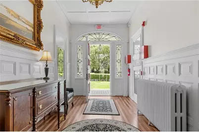1 Red Cross Avenue #10, Newport, RI 02840 - Photo 6