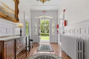 1 Red Cross Ave, Newport, RI 02840 - Photo 6