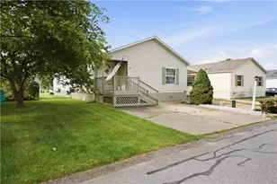 177 Songbird Ln, Tiverton, RI 02878 - Photo 1
