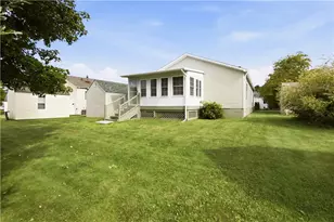 177 Songbird Ln, Tiverton, RI 02878 - Photo 2