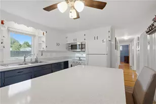 282 Ronald Ave, Cumberland, RI 02864 - Photo 14
