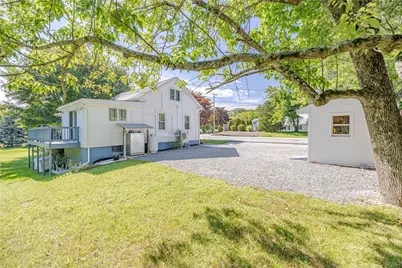 737 Putnam Pike, Smithfield, RI 02828 - Photo 6