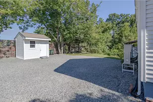 737 Putnam Pike, Smithfield, RI 02828 - Photo 12
