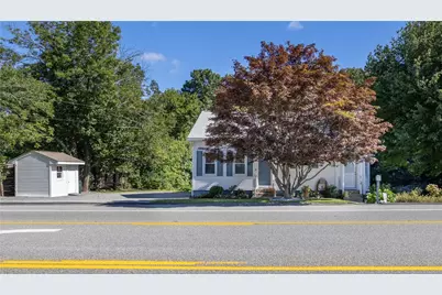 737 Putnam Pike, Smithfield, RI 02828 - Photo 2