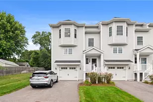 724 Centerville Rd, Warwick, RI 02886 - Photo 1