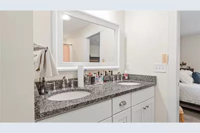 724 Centerville Road #8, Warwick, RI 02886 - Photo 20