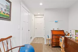 724 Centerville Rd, Warwick, RI 02886 - Photo 30