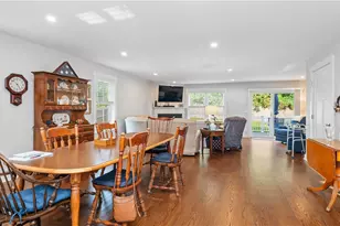 724 Centerville Rd, Warwick, RI 02886 - Photo 6