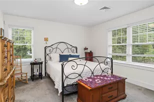 724 Centerville Rd, Warwick, RI 02886 - Photo 16