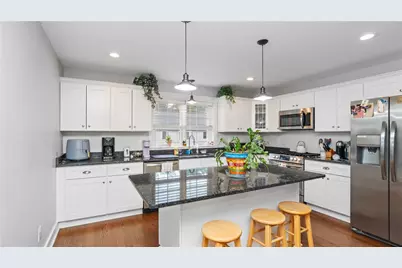 724 Centerville Road #8, Warwick, RI 02886 - Photo 10