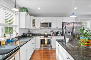 724 Centerville Rd, Warwick, RI 02886 - Photo 12