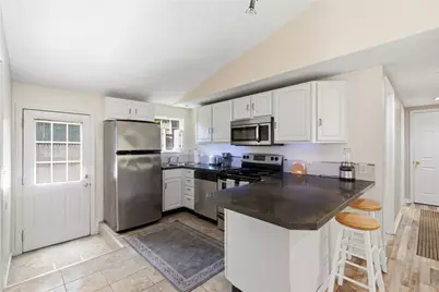 19 Sunset Avenue, Coventry, RI 02816 - Photo 10