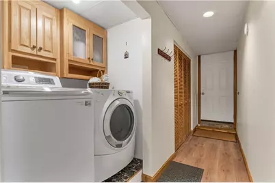 139 Ray Avenue, Woonsocket, RI 02895 - Photo 36