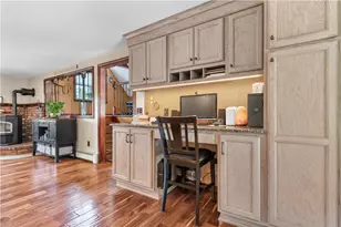 139 Ray Ave, Woonsocket, RI 02895 - Photo 10