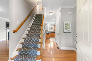 189 Delano Dr, North Kingstown, RI 02852 - Photo 10