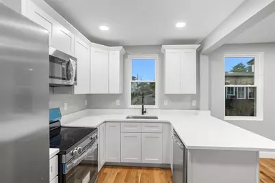 28 Potters Avenue, Providence, RI 02905 - Photo 2