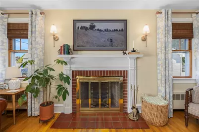 26 Gurney Street, East Providence, RI 02914 - Photo 8