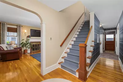 26 Gurney Street, East Providence, RI 02914 - Photo 2