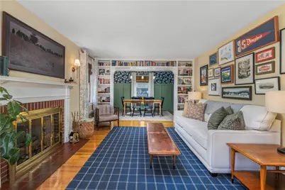 26 Gurney Street, East Providence, RI 02914 - Photo 4