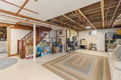 26 Gurney Street, East Providence, RI 02914 - Photo 36