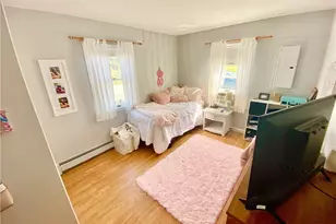 53 Shore Dr, Middletown, RI 02842 - Photo 6