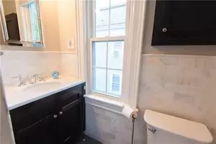 20 Carroll Ave, Newport, RI 02840 - Photo 16