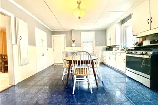 23 Potter St, Newport, RI 02840 - Photo 6