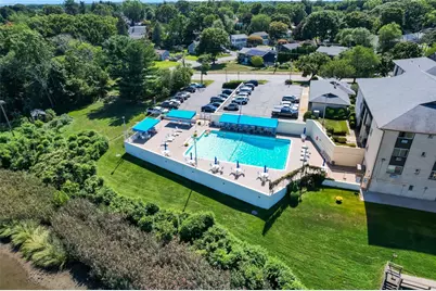 400 Narragansett Parkway #G-2 East, Warwick, RI 02888 - Photo 4