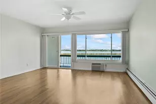 400 Narragansett Pkwy, Warwick, RI 02888 - Photo 12