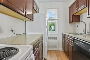 400 Narragansett Pkwy, Warwick, RI 02888 - Photo 26
