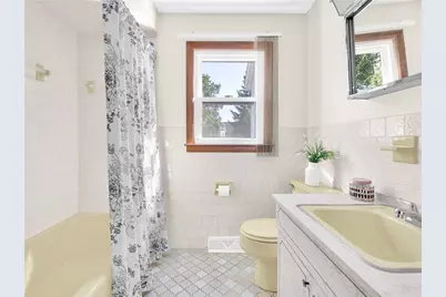 39 Gray Street, Providence, RI 02909 - Photo 14