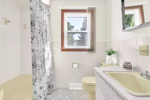39 Gray St, Providence, RI 02909 - Photo 14