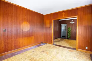 68 Wilcox Ave, Pawtucket, RI 02860 - Photo 28