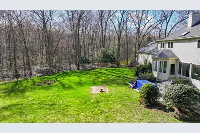 40 Suffolk Way, Lincoln, RI 02865 - Photo 4