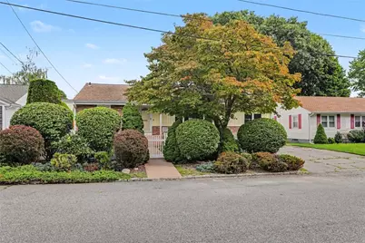 22 Baldino Drive, Cranston, RI 02920 - Photo 2