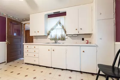 28 Hayward Road, Warwick, RI 02888 - Photo 8