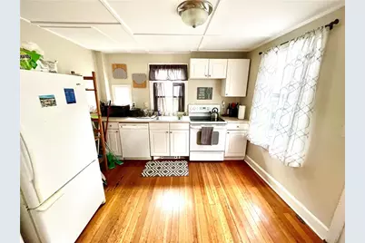 327 Spring Street #2, Newport, RI 02840 - Photo 2