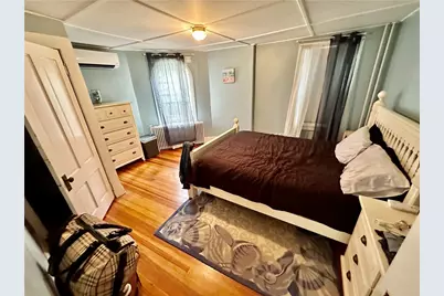 327 Spring Street #2, Newport, RI 02840 - Photo 4
