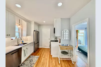 18 Carey Street, Newport, RI 02840 - Photo 8