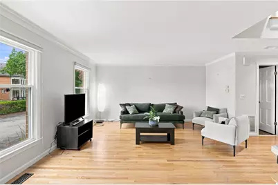 109 Wyndham Avenue #109, Providence, RI 02908 - Photo 6