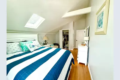 22 Dixon Street, Newport, RI 02840 - Photo 14