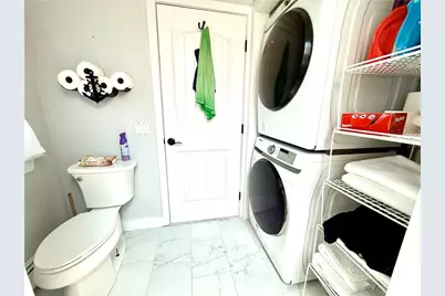 22 Dixon Street, Newport, RI 02840 - Photo 20