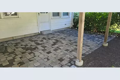 391 Browns Lane, Middletown, RI 02842 - Photo 20
